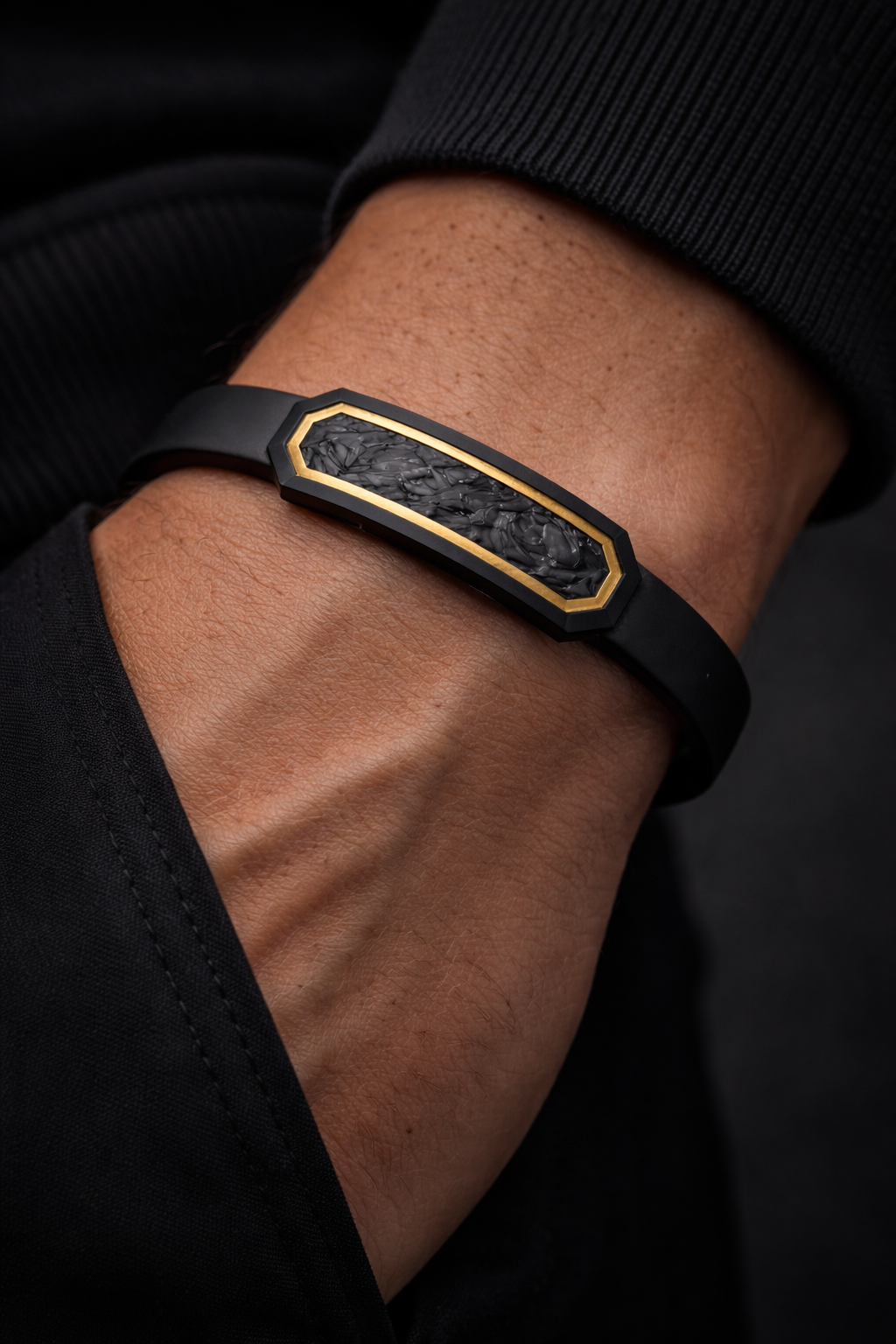 MONOLITH ONE — Metal Edition