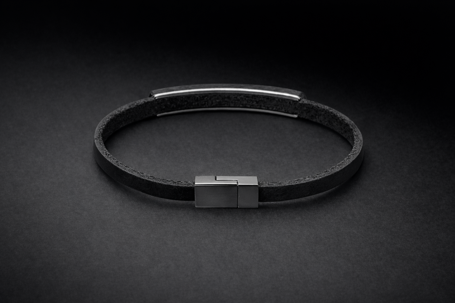 LINE ARC — Forged Carbon