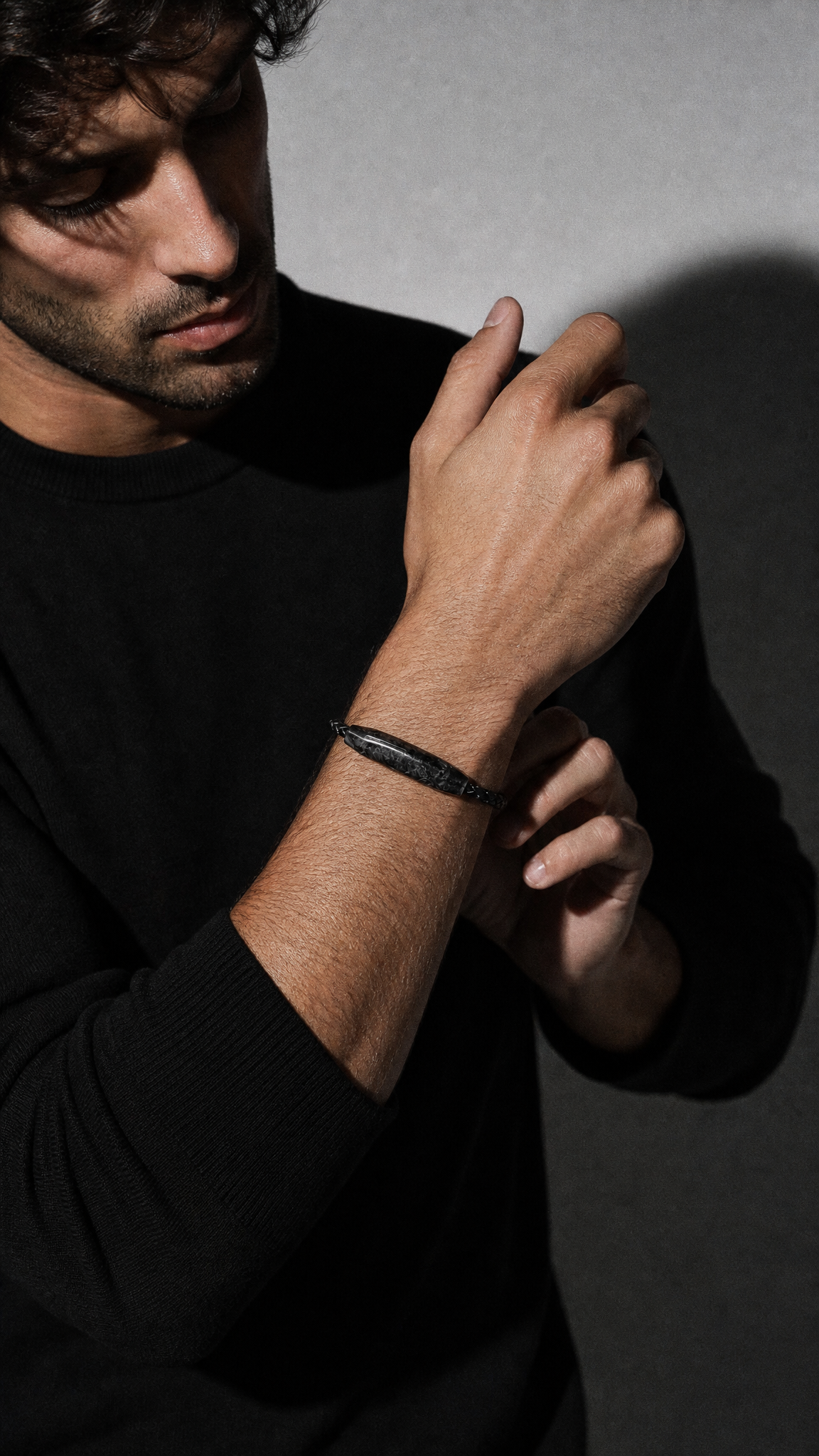 LINE STRANA — Pure Carbon