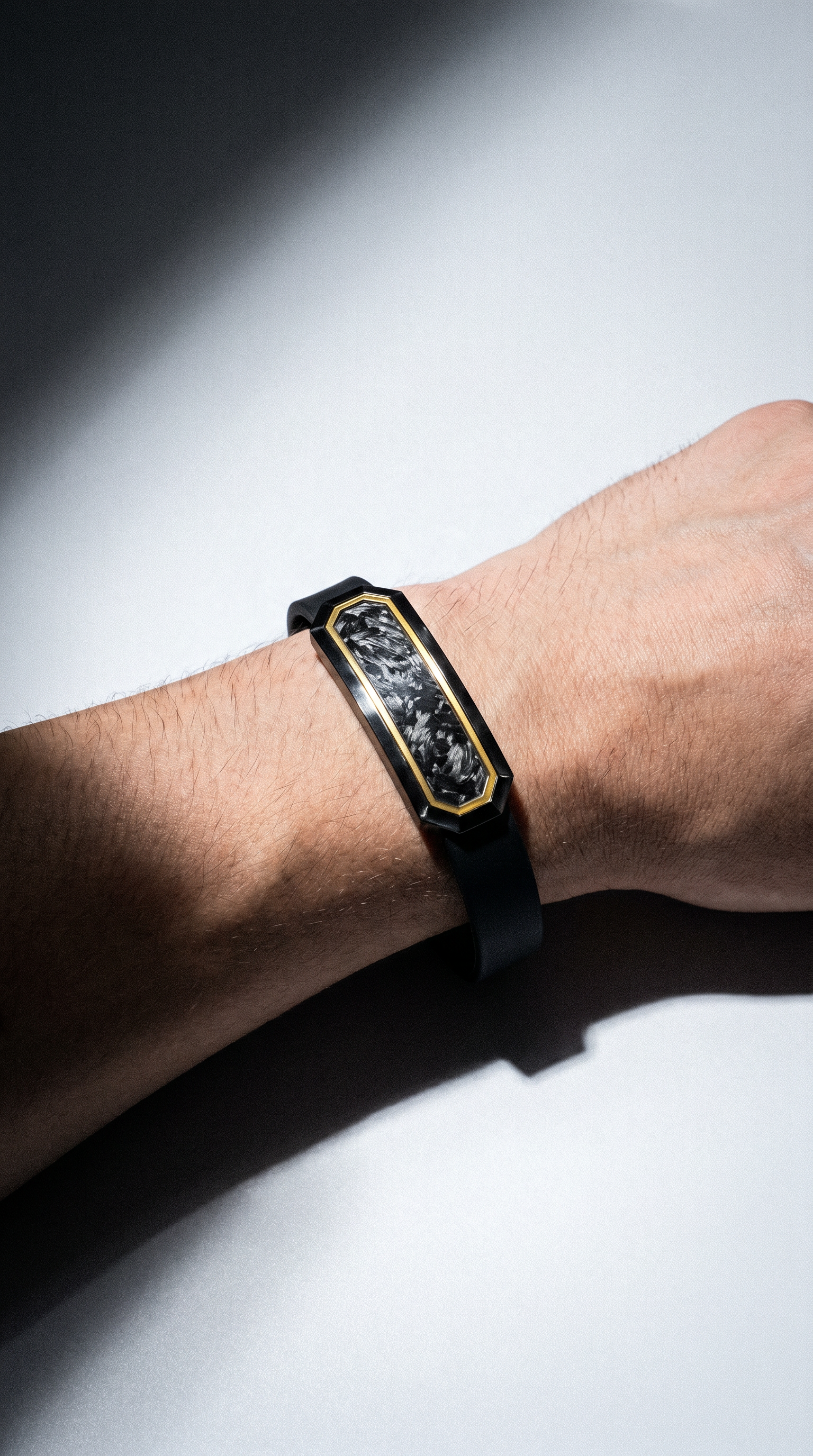 MONOLITH ONE — Metal Edition