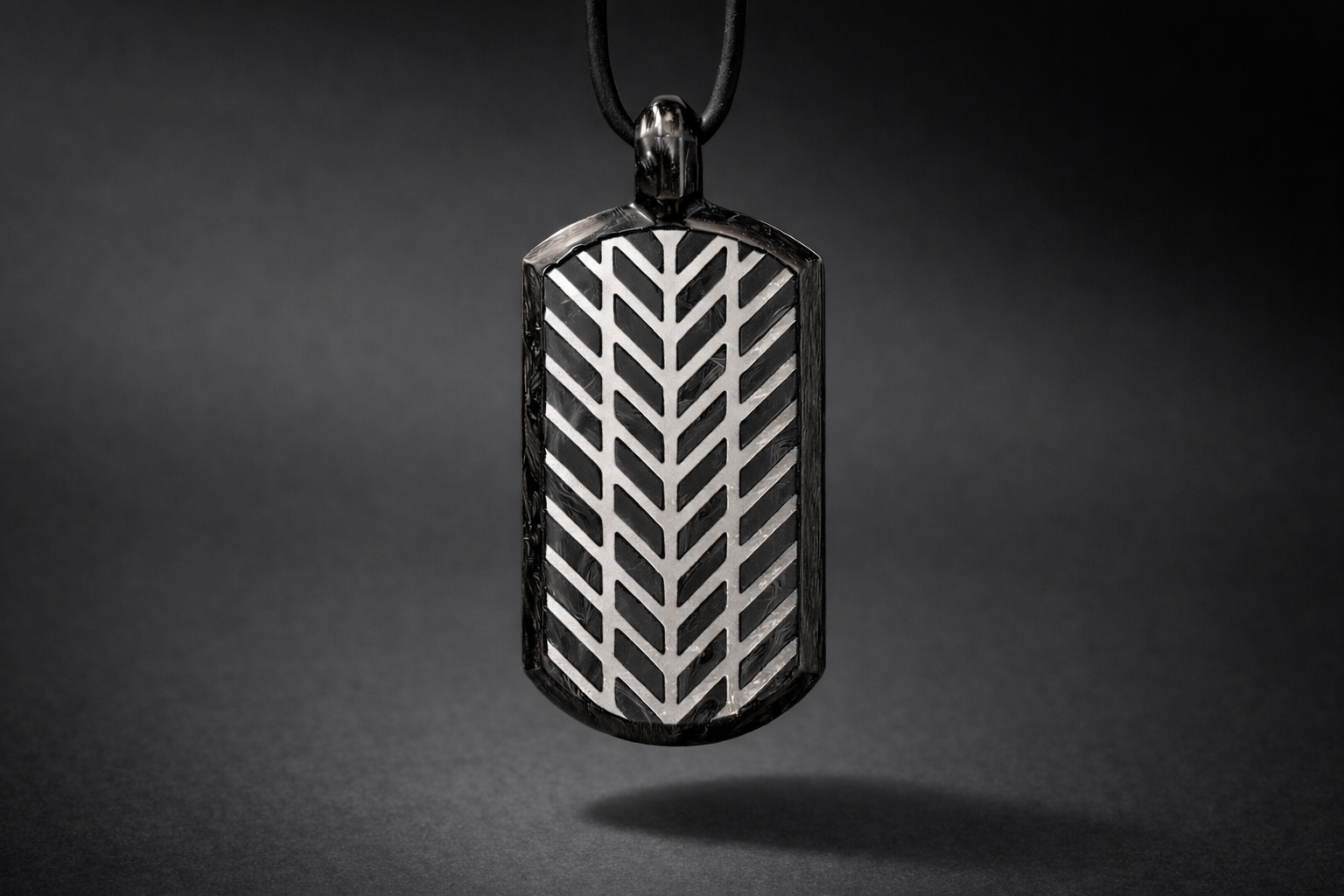 CORE Vector Pro Pendant — Gold / Silver Line