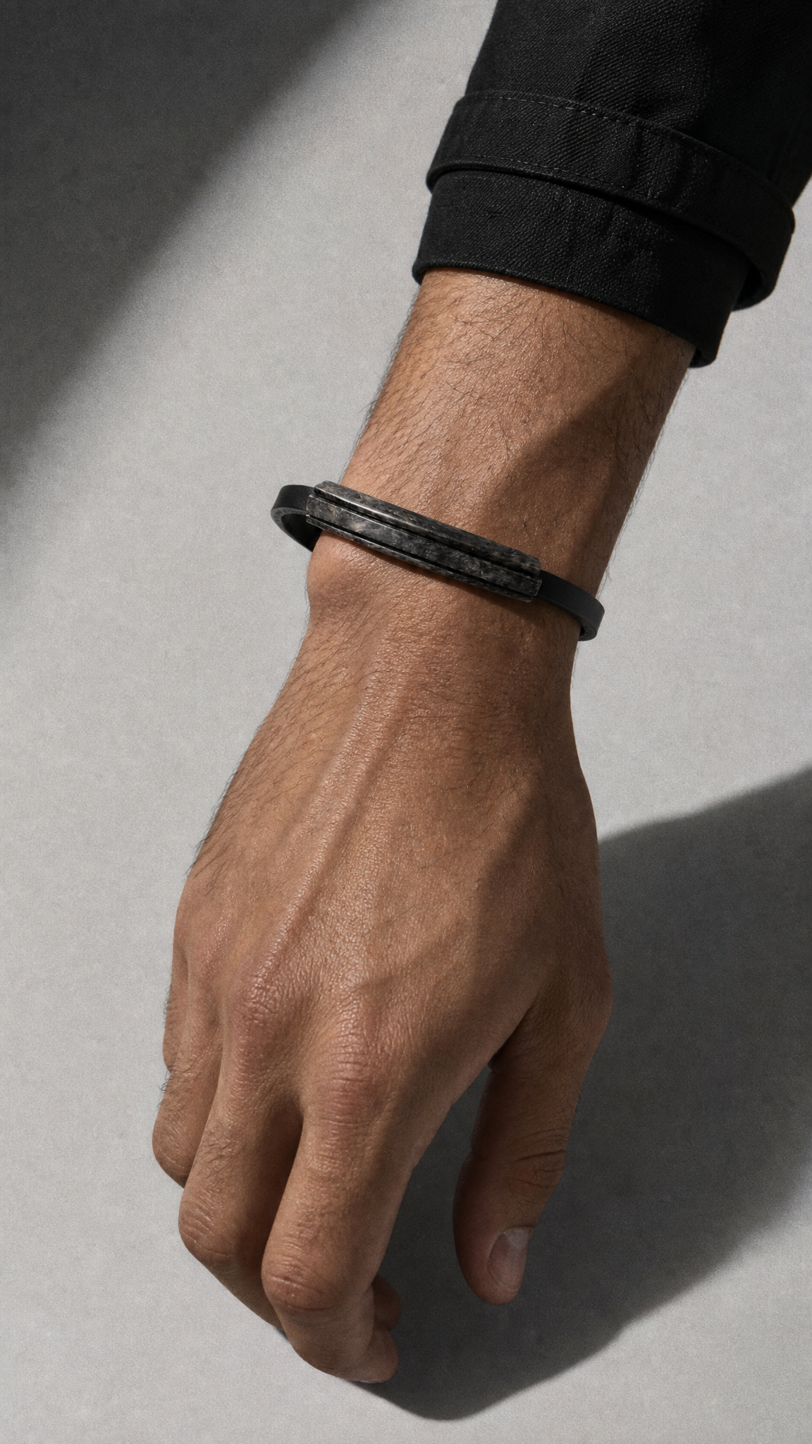 LINE ARC — Forged Carbon